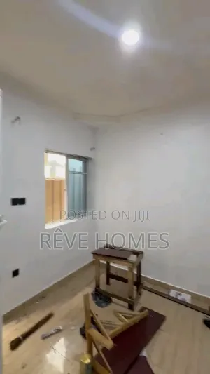 Studio Apartment in Soluyi for rent