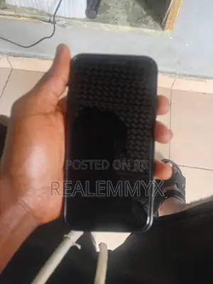 Apple iPhone X 64 GB Black