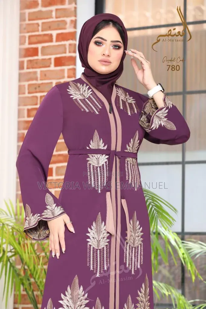 Dubai Abaya