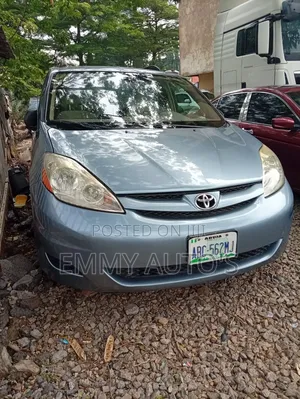 Toyota Sienna 2009