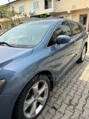 Toyota Venza 2011 Blue
