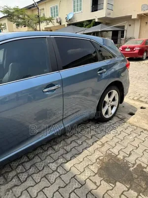 Toyota Venza 2011 Blue