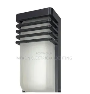 Cast Wall/ Fence Light