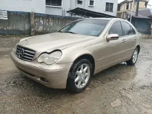 Mercedes-Benz C320 2002 Brown