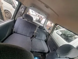 Suzuki Every 2010 White