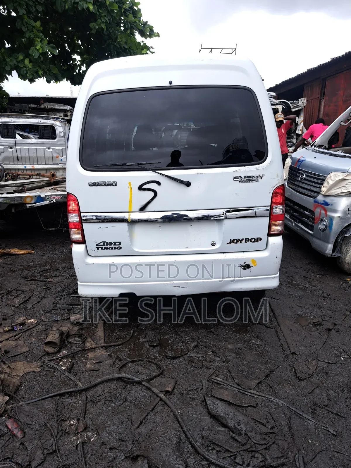 Suzuki Every 2010 White