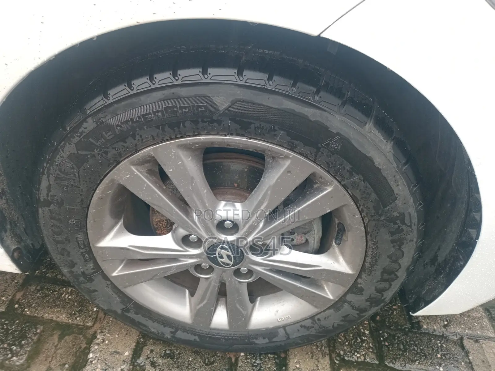 Hyundai Elantra 2017 White