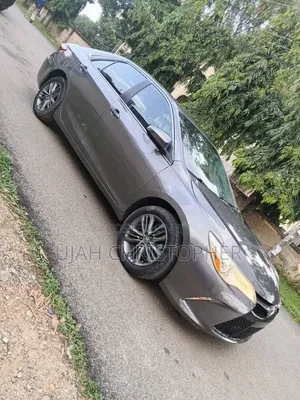 Toyota Camry 2015