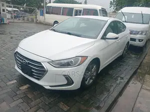 Hyundai Elantra 2017 White