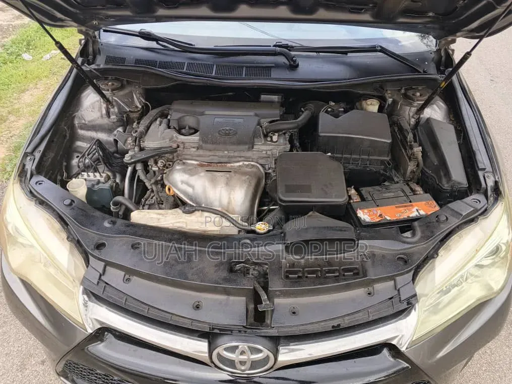Toyota Camry 2015