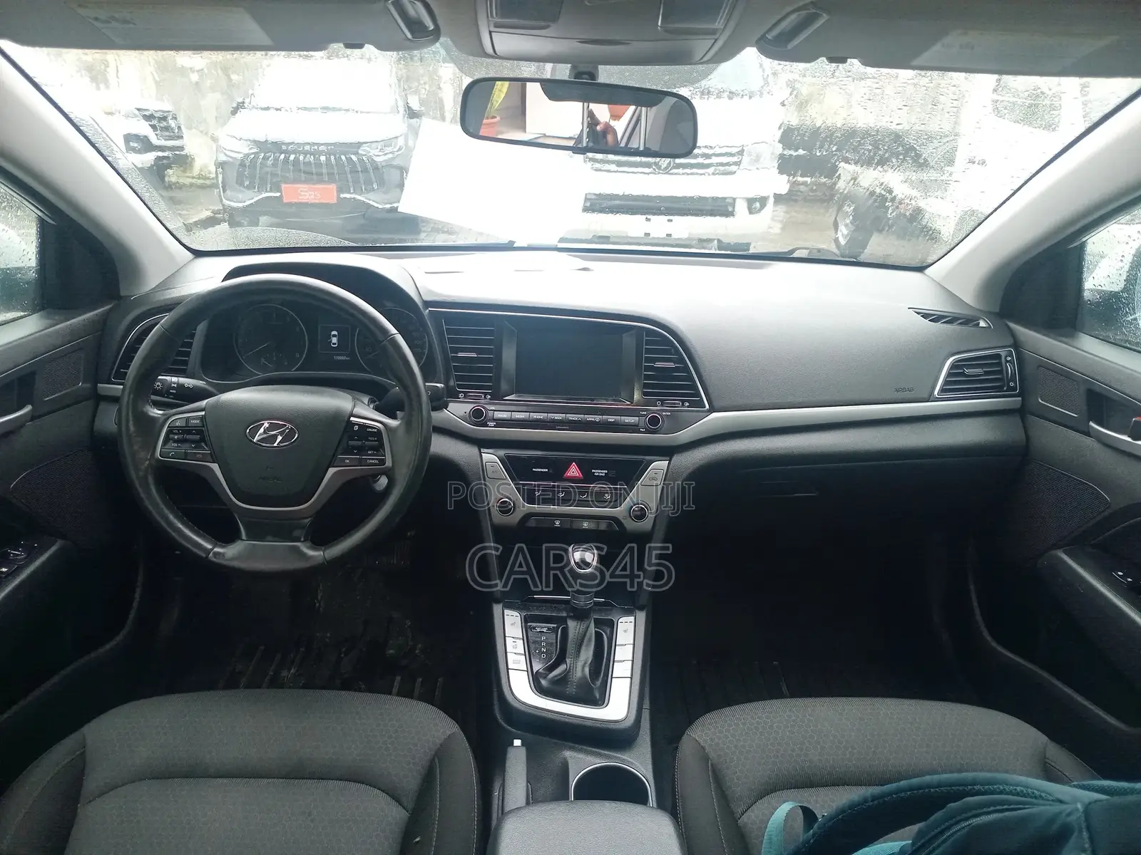 Hyundai Elantra 2017 White