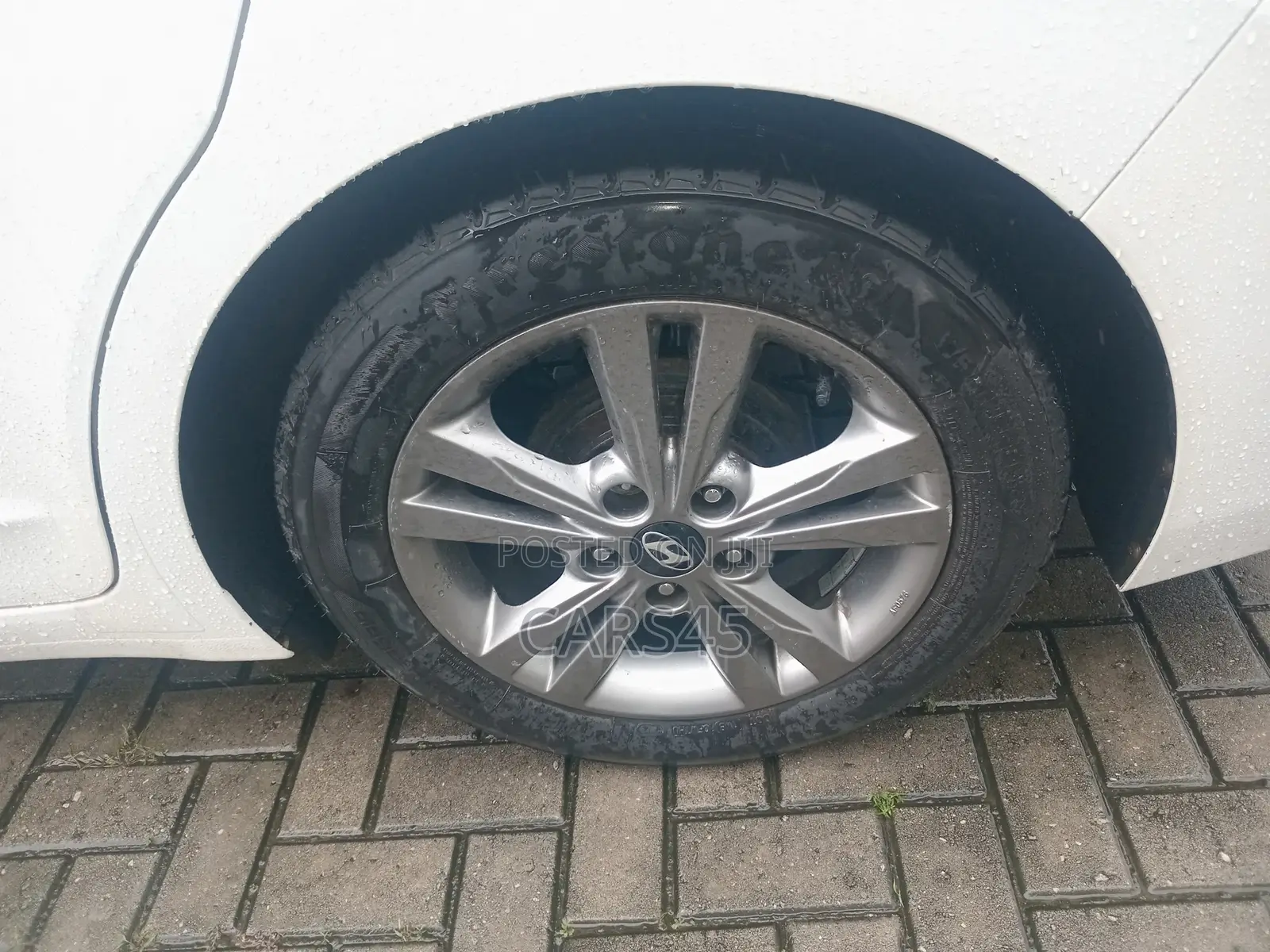 Hyundai Elantra 2017 White