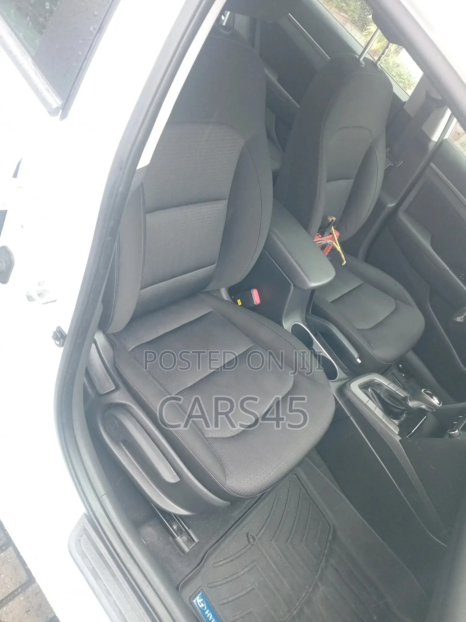 Hyundai Elantra 2017 White