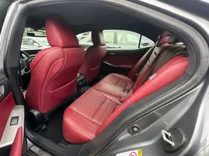 Lexus IS 300 AWD 2017 Gray