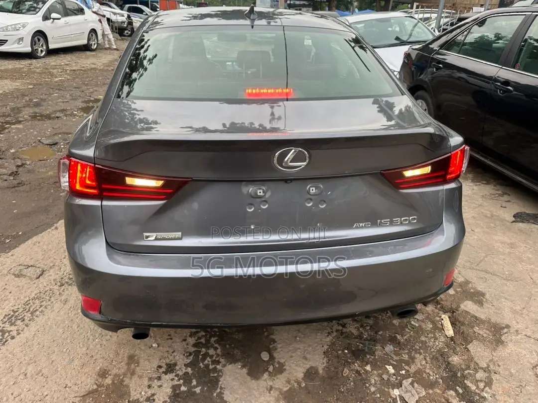 Lexus IS 300 AWD 2017 Gray