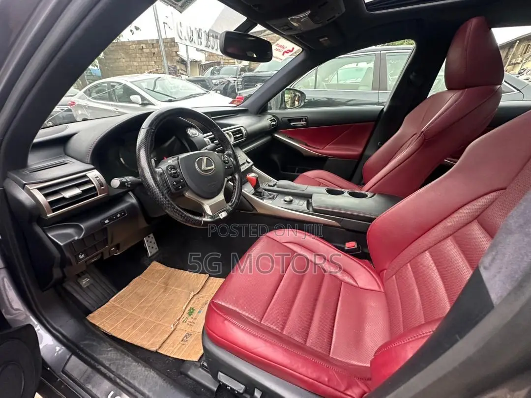 Lexus IS 300 AWD 2017 Gray
