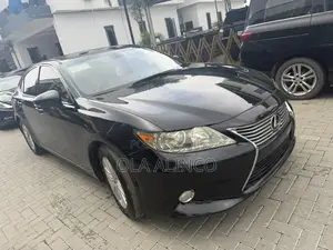 Lexus ES 2013 Black