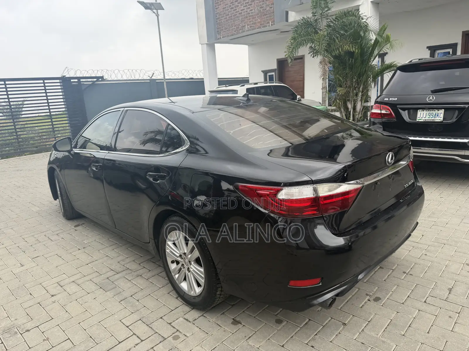 Lexus ES 2013 Black