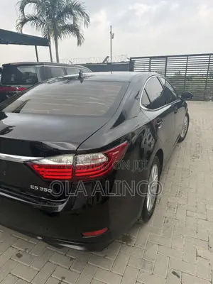 Lexus ES 2013 Black