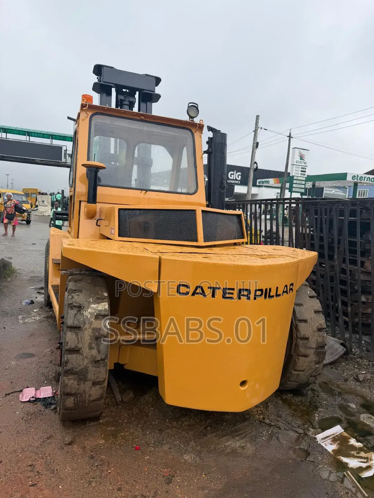 15 Tons Caterpillar Forklift
