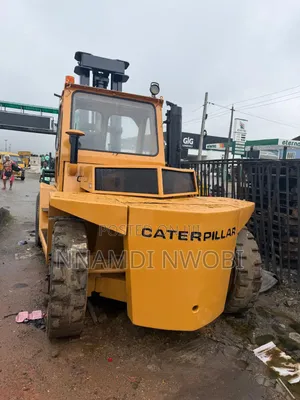 15 Tons Caterpillar Forklift
