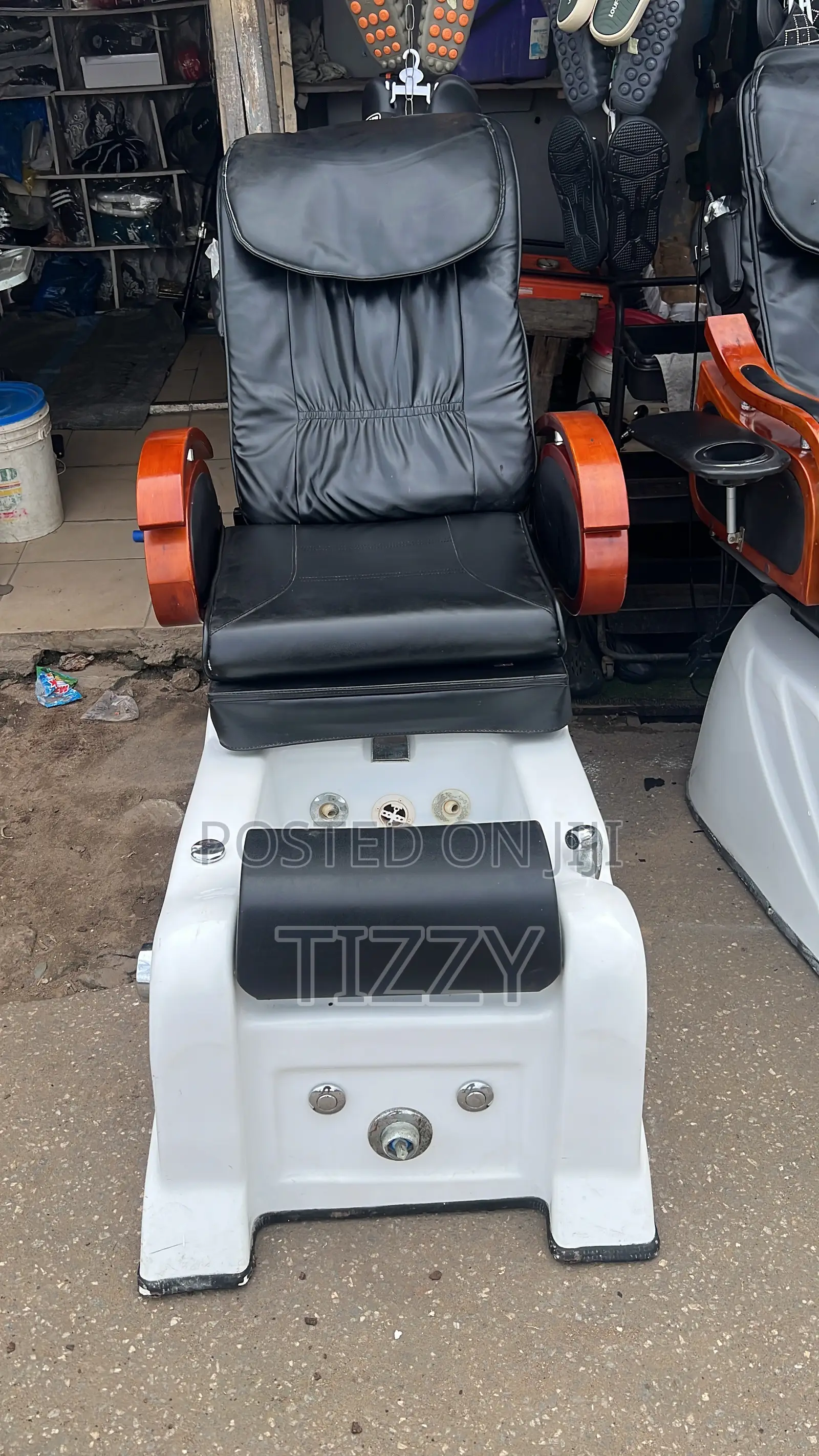 Massage and Pedicure Chair