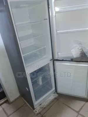 Hisense Refrigerator 290 Liters