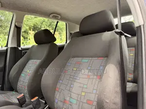 Volkswagen Golf 2000