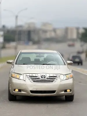 Toyota Camry 2008 Gold
