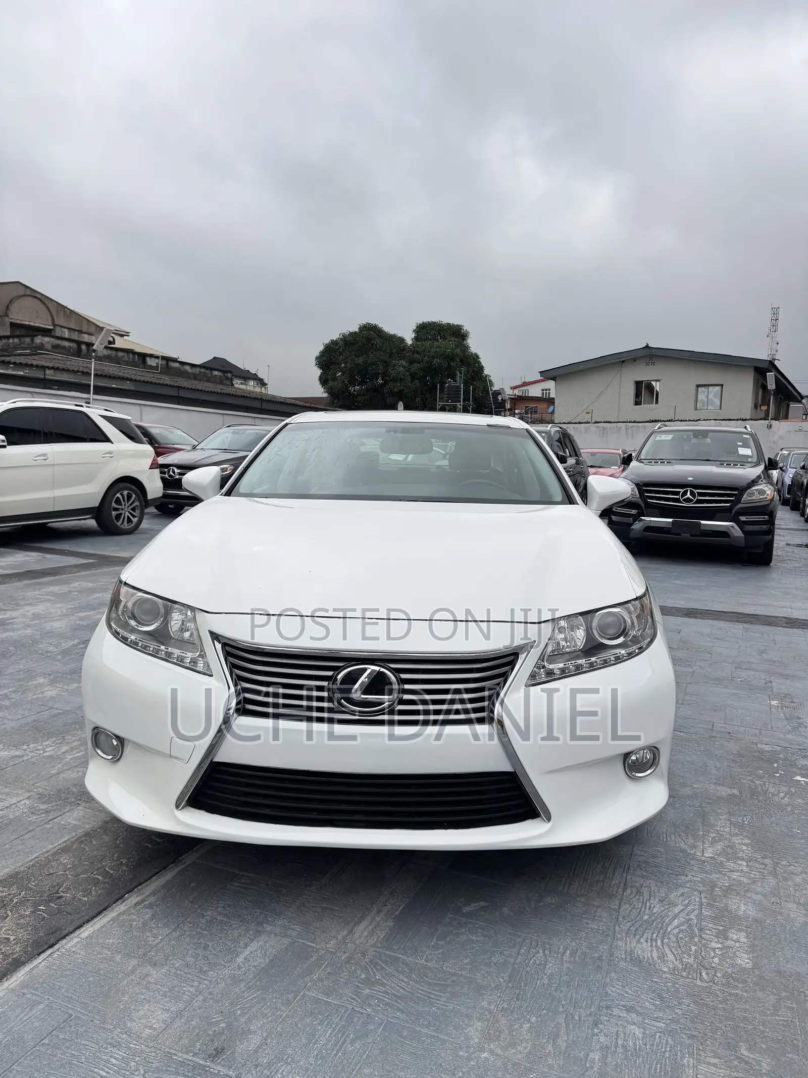 Lexus ES 2015 White