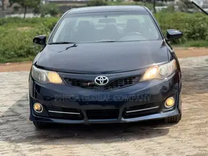 Toyota Camry SE 4dr Sedan (2.5L 4cyl 6A) 2013 Matt Black
