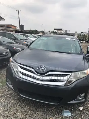 Toyota Venza 2011