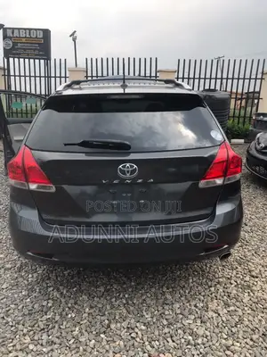 Toyota Venza 2011
