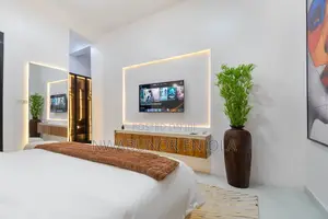 Aesthetically Pleasing 2-Bedroom Luxury Apartment