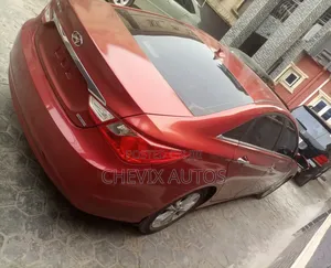 Hyundai Sonata 2013 Red