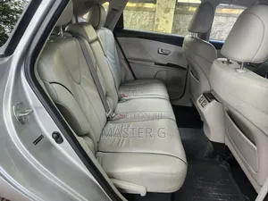 Toyota Venza V6 2010 Silver