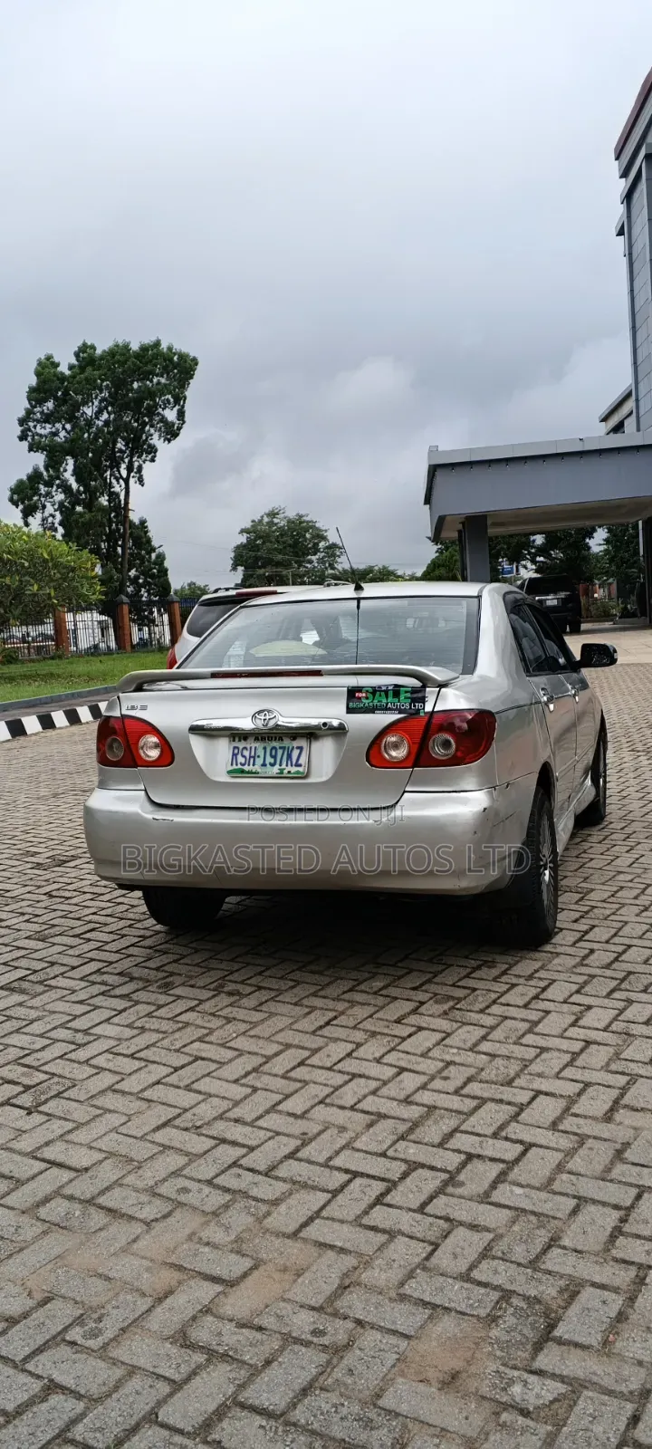 Toyota Corolla 2004 Silver