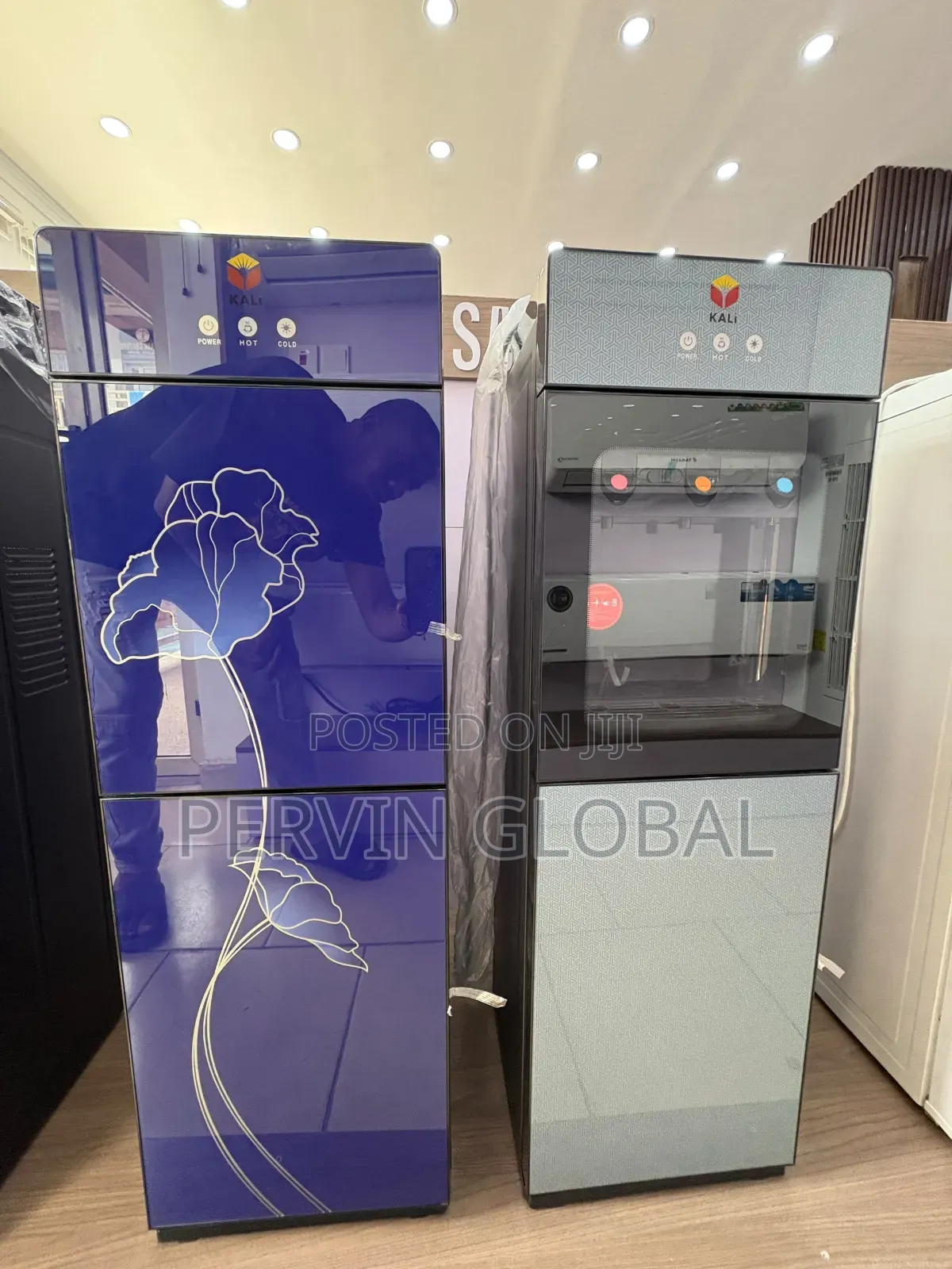 Kali Dispenser With Fridge