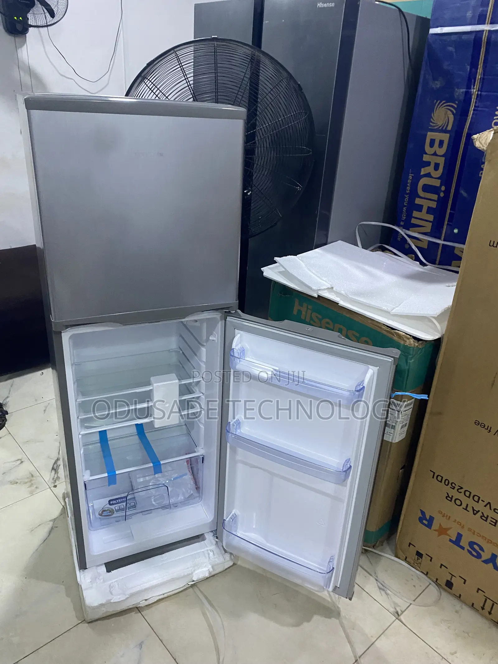 Polystar Refrigerator 142l With Spacious Interior