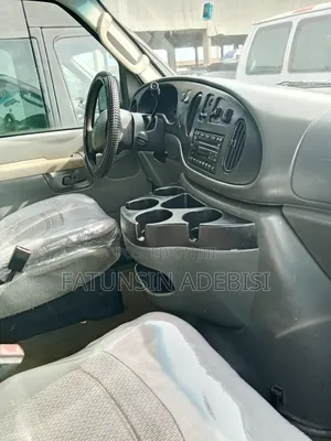 Ford E350 2006 White