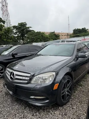 Mercedes-Benz C300 2010 Gray