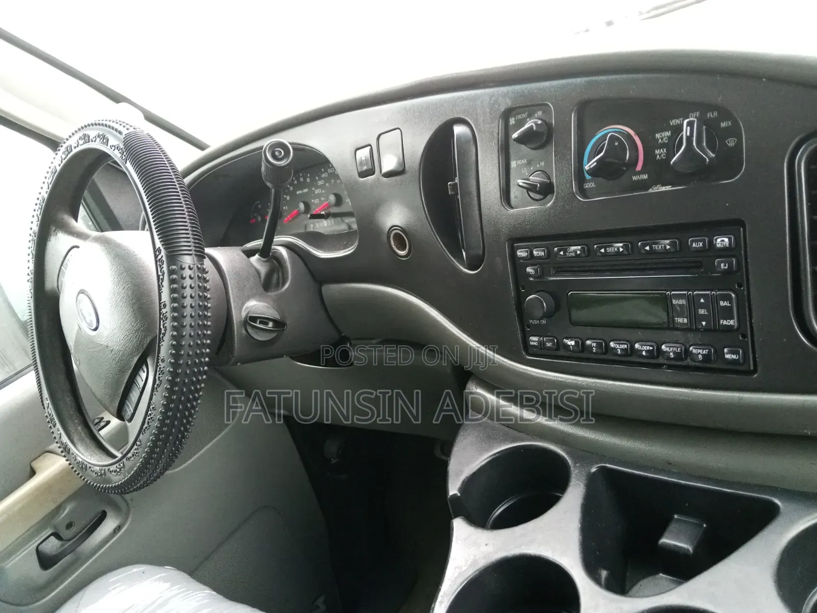 Ford E350 2006 White