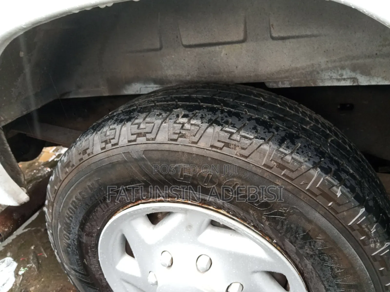 Ford E350 2006 White