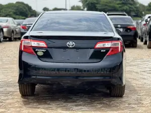 Toyota Camry SE 4dr Sedan (2.5L 4cyl 6A) 2013 Black