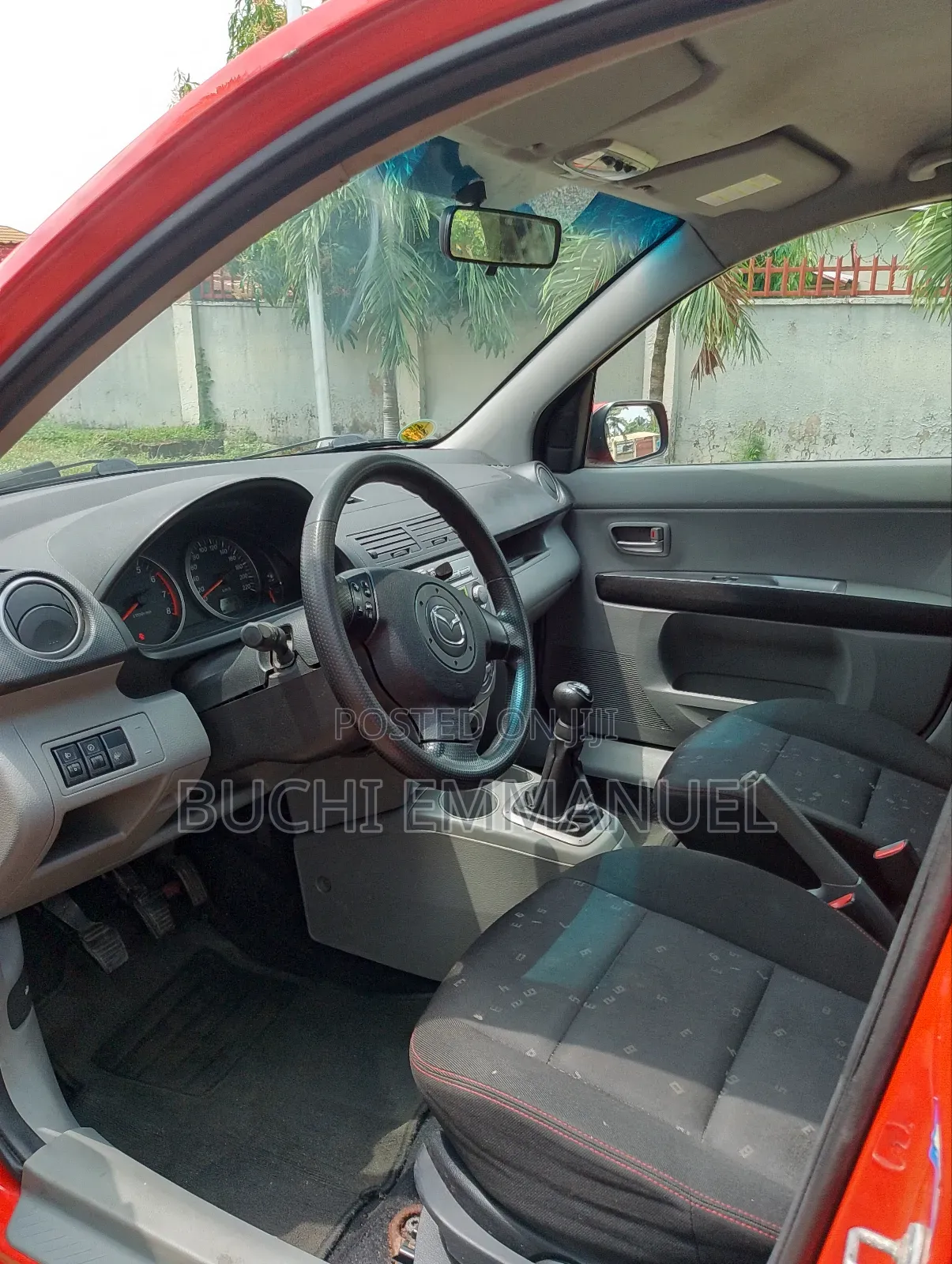Mazda Bongo 2009 Red