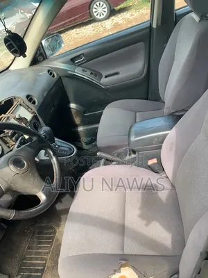 Toyota Matrix 2004 Blue