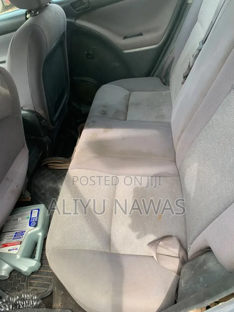 Toyota Matrix 2004 Blue
