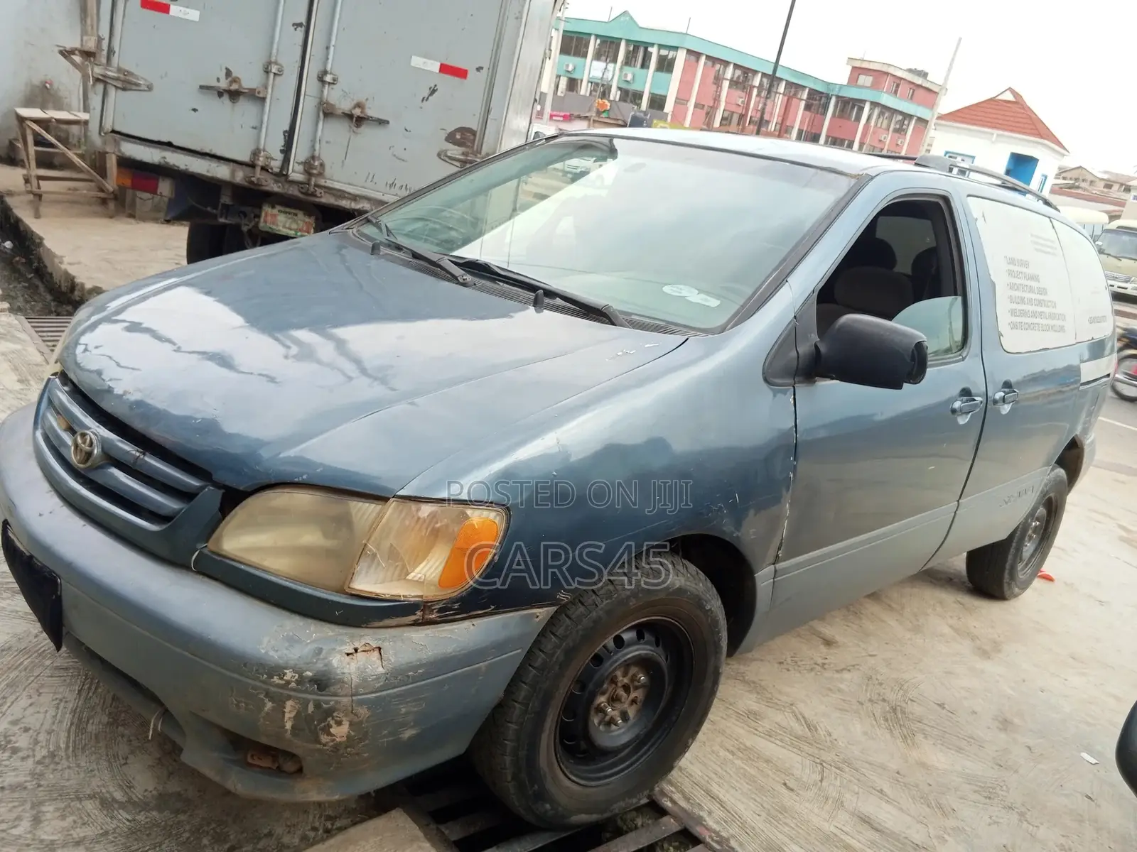 Toyota Sienna 2002 Blue