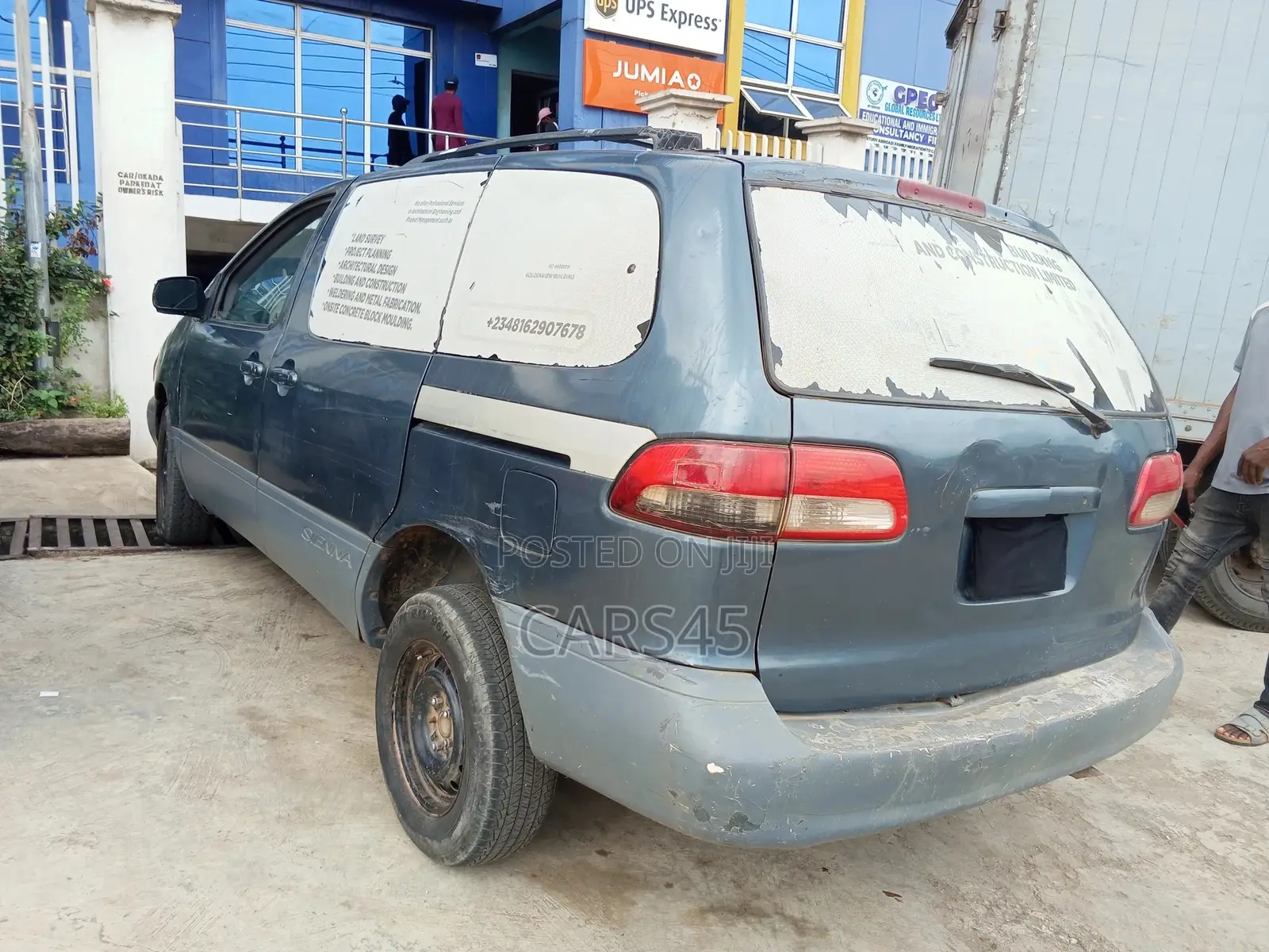 Toyota Sienna 2002 Blue