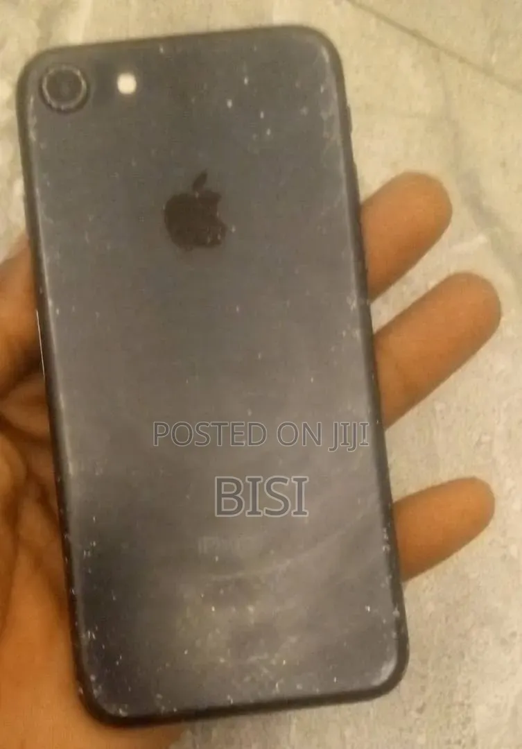 Apple iPhone 7 32 GB Black